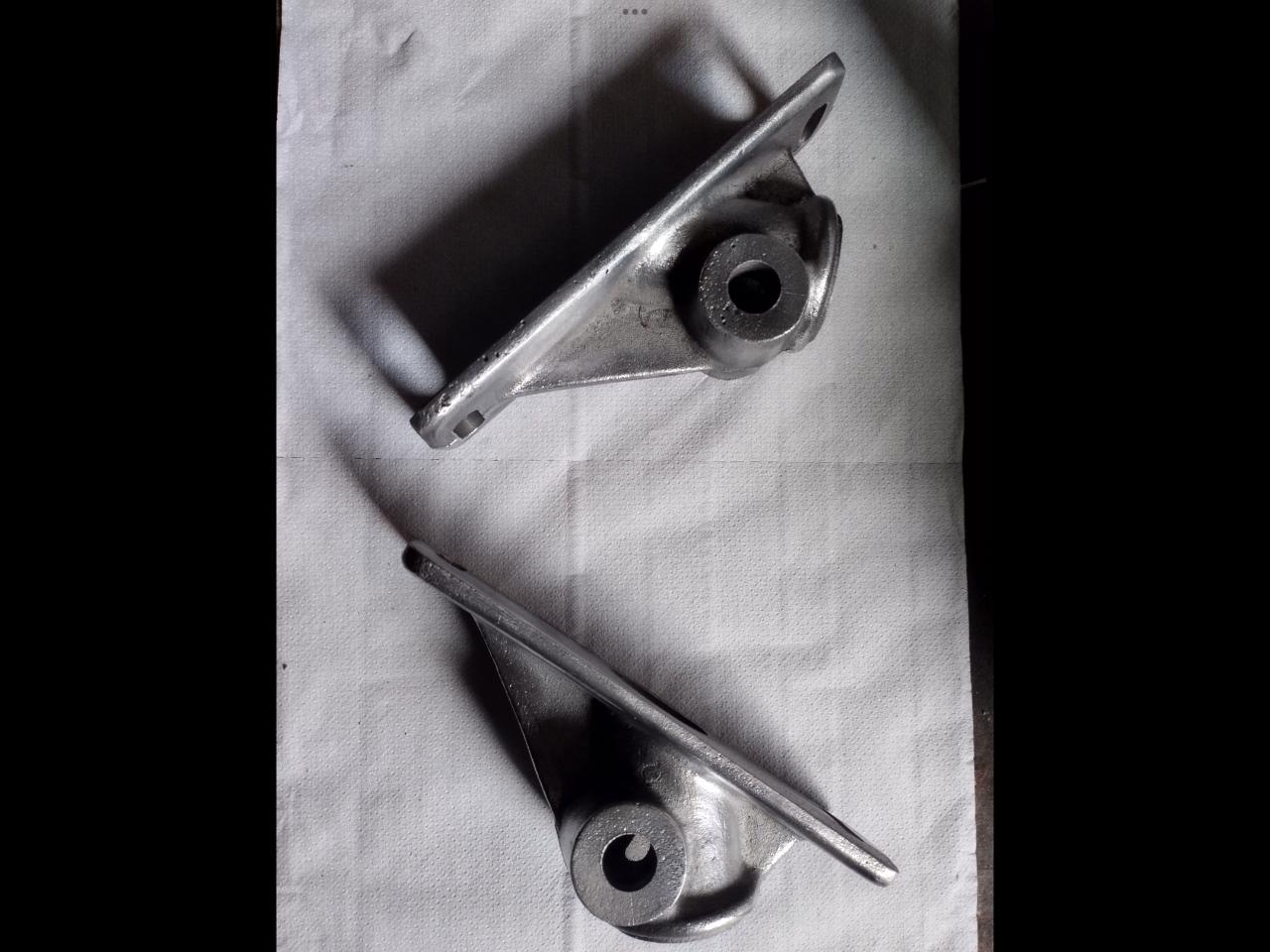 Supports phares CITROEN 5HP LesAnciennes.com