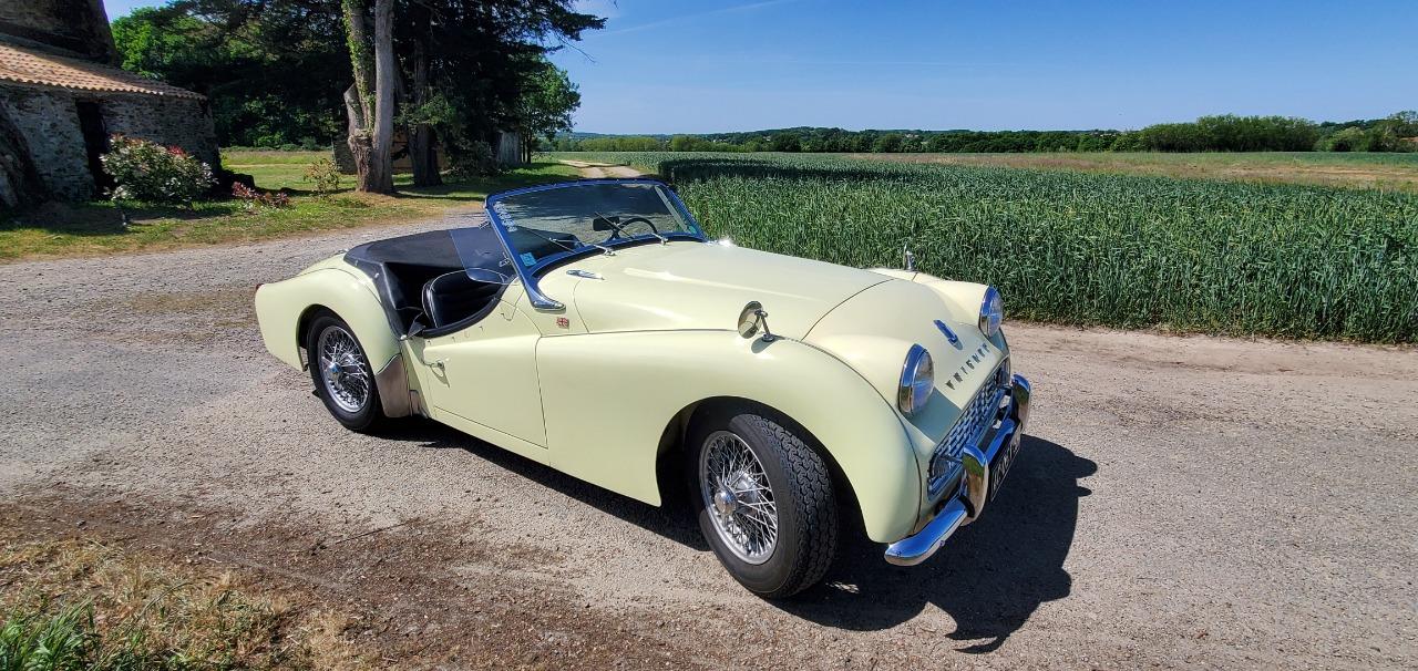 TRIUMPH TR3A - 1960 LesAnciennes.com