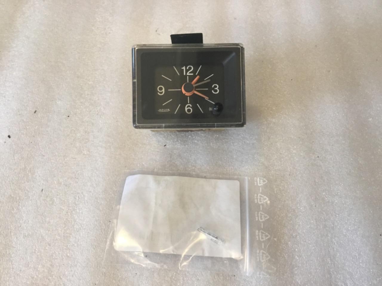 Montre CITROEN DS LesAnciennes.com