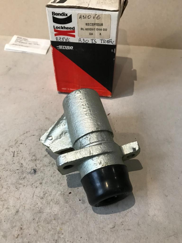 Récepteur embrayage RENAULT 25 V6 R30V6 A310V6 LesAnciennes.com