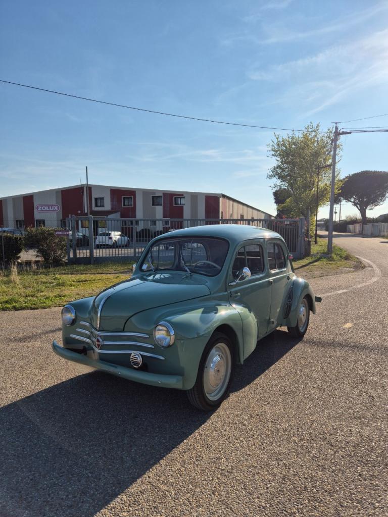 RENAULT 4CV - 1957 LesAnciennes.com