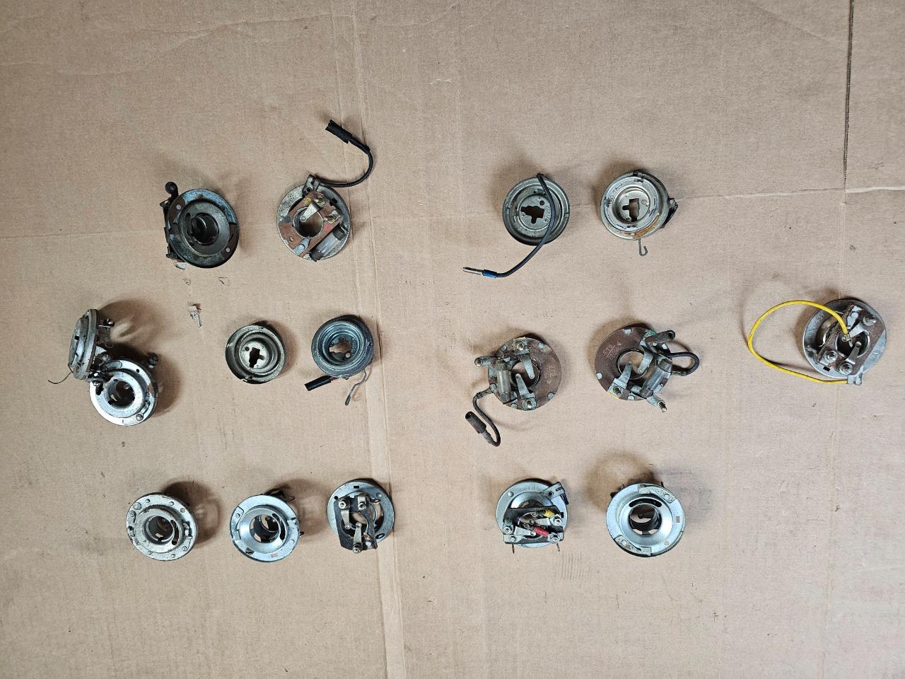 Porte ampoule phare CITROEN DS LesAnciennes.com