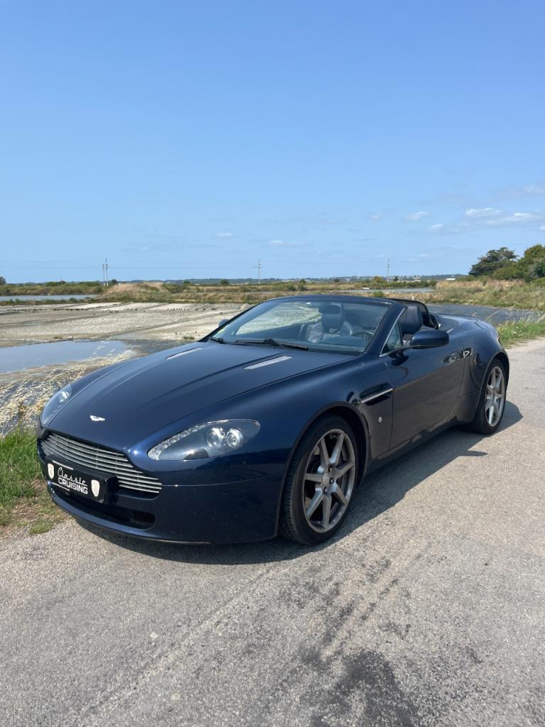 ASTON MARTIN V8 Vantage - 2008 LesAnciennes.com