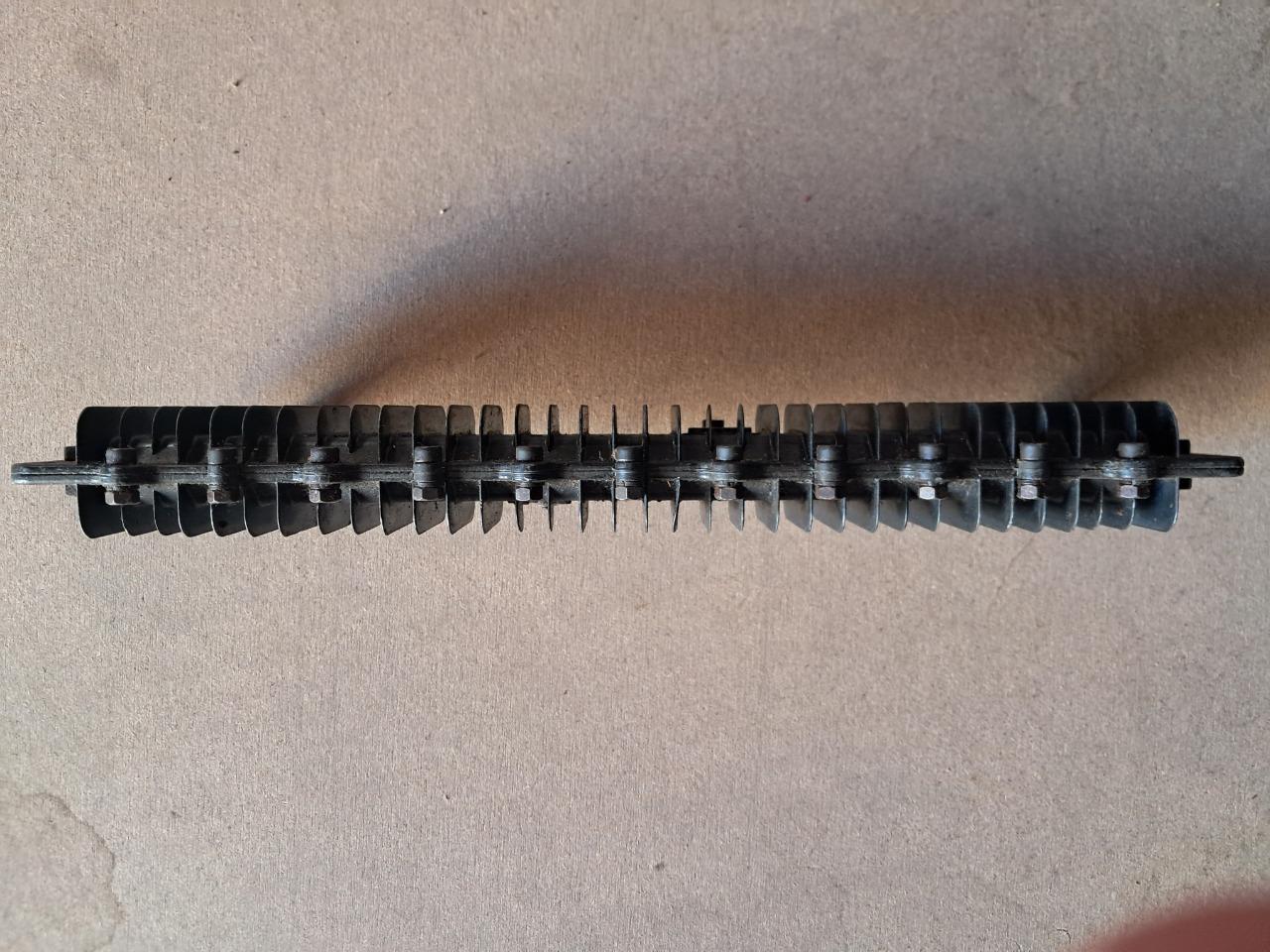 Radiateur RENAULT 8 (R8) Gordini LesAnciennes.com