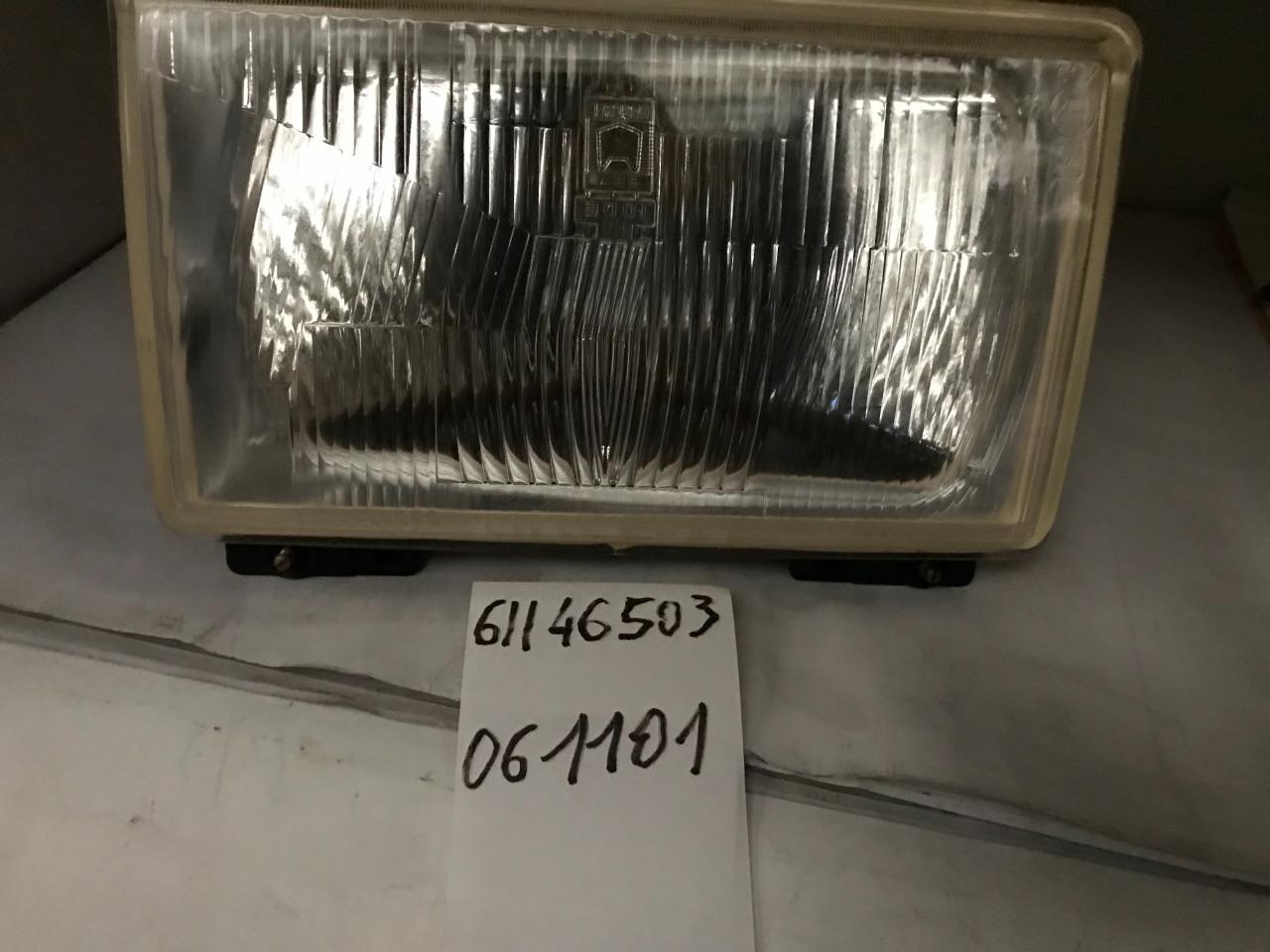 Optique avant droit PEUGEOT 104 604 J5 C25 LesAnciennes.com