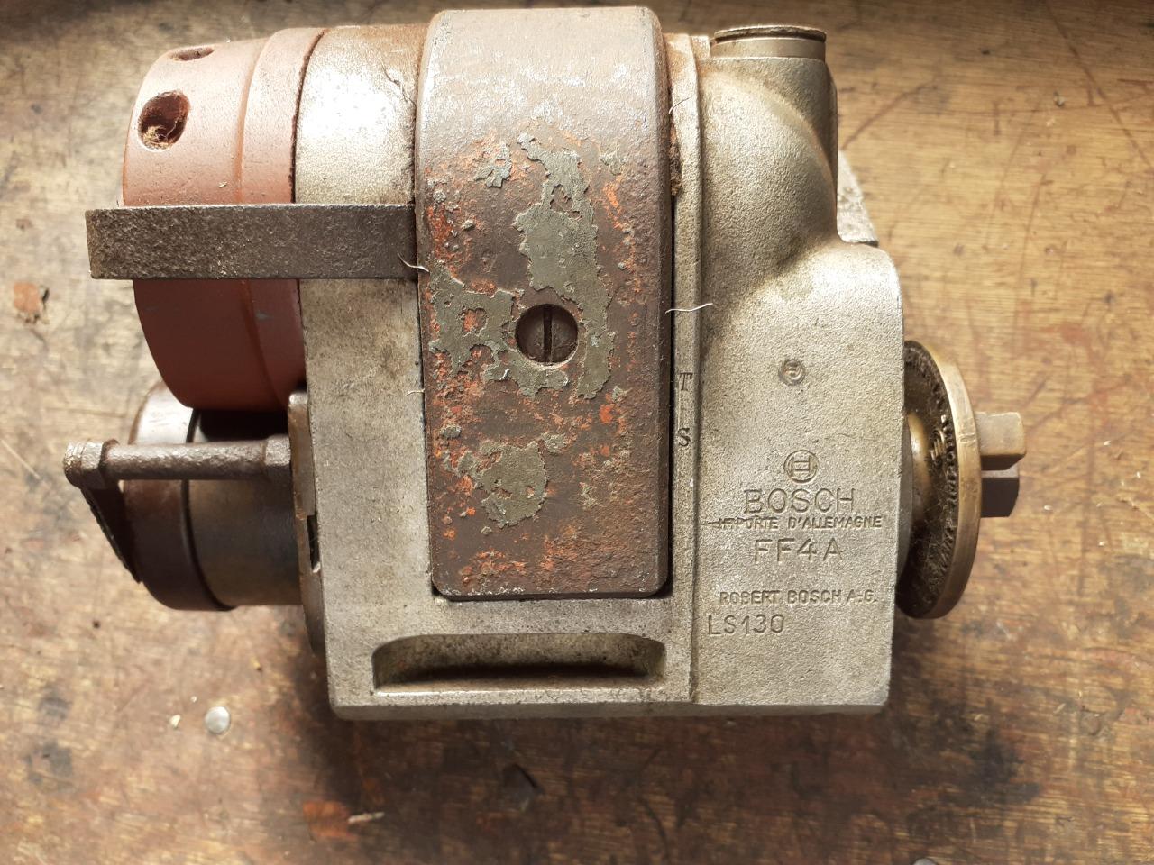 BOSCH magneto allemande bosch LesAnciennes.com