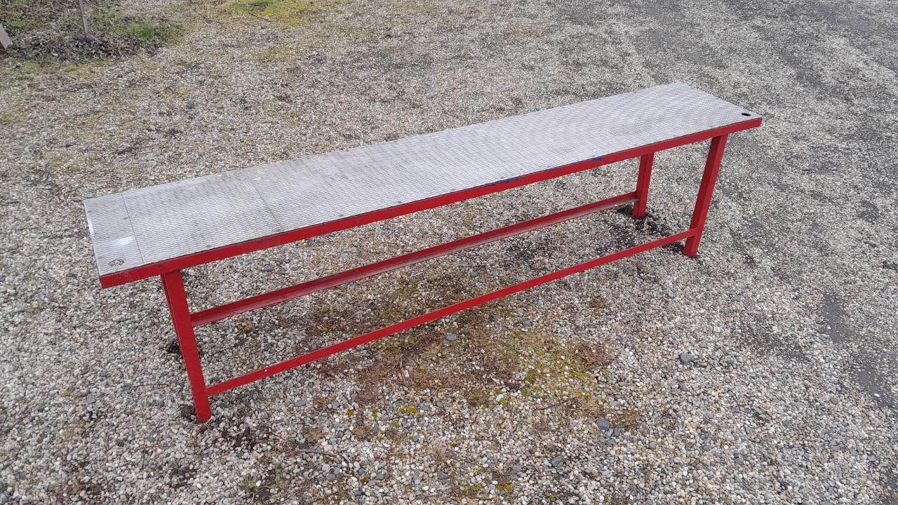 Pièces OUTILS D'ATELIER fab artisanale Table de T LesAnciennes.com