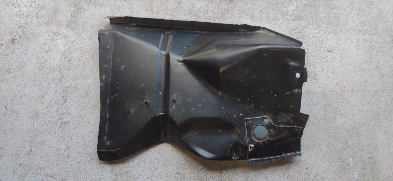 Joue d'aile avant gauche RENAULT 12 (R12) LesAnciennes.com