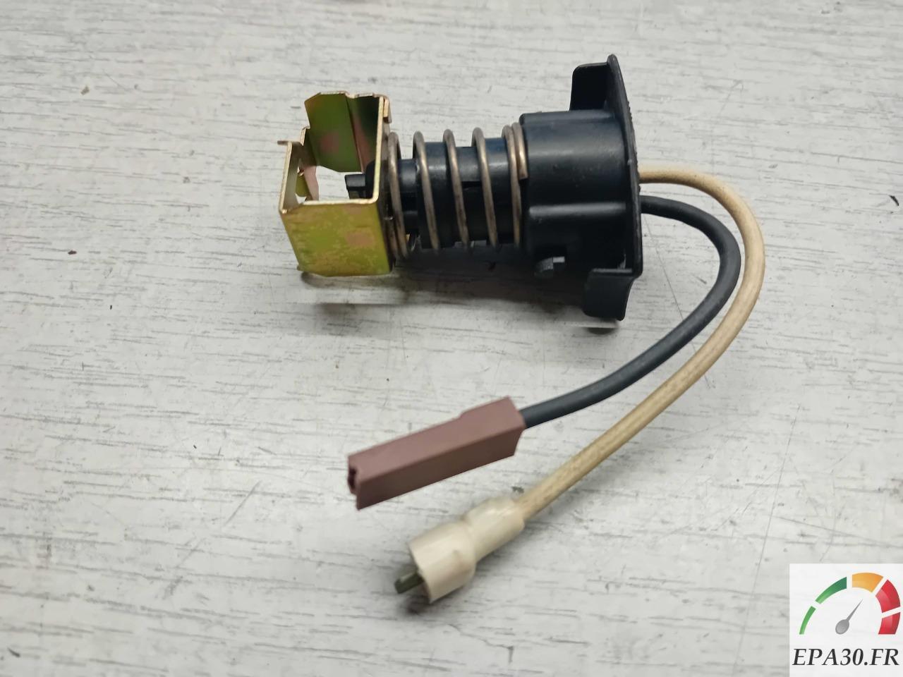 GX6028201B PORTE LAMPE H1 MARCHAL SEV CITROEN GS LesAnciennes.com