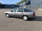 image_1-OPEL Vectra A 2.0 injection GLS - 1991