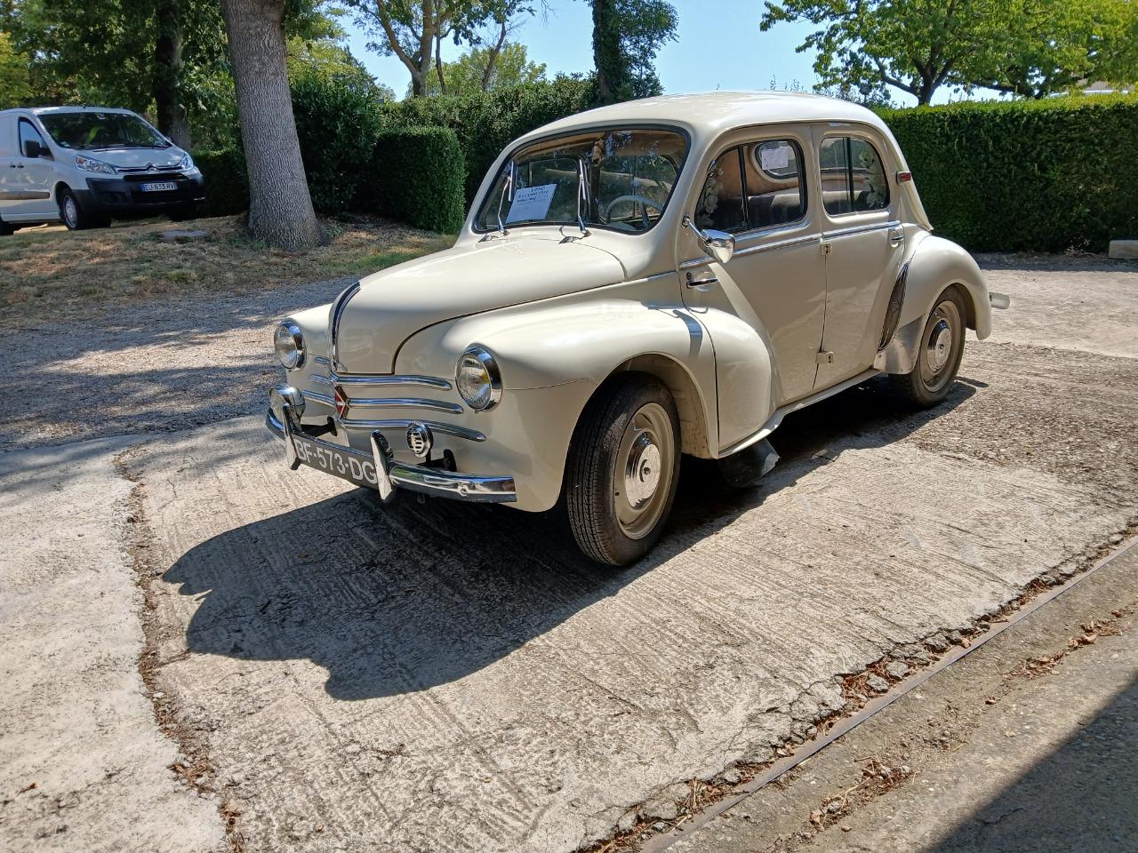 RENAULT 4CV Sport - 1960 LesAnciennes.com
