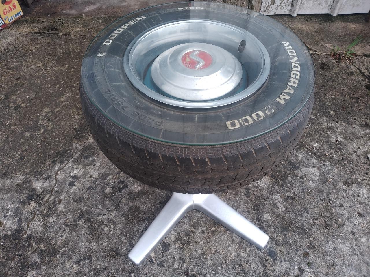 Table bistrot roue américaine ancienne LesAnciennes.com