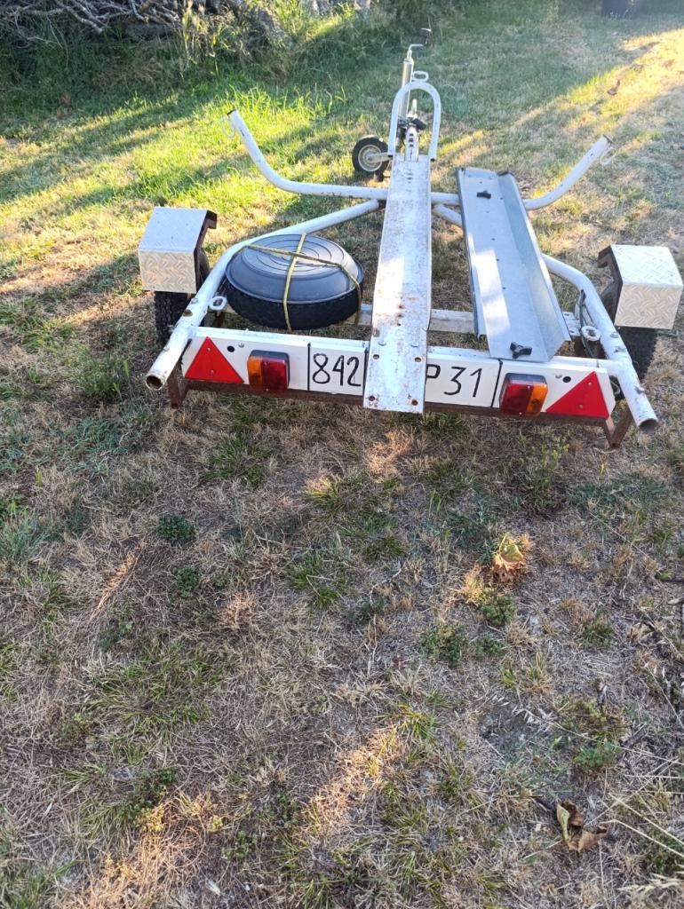Remorque porte moto LesAnciennes.com