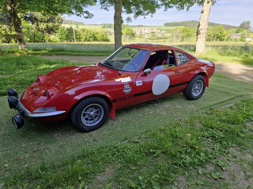 OPEL GT 1900 - 1969 LesAnciennes.com