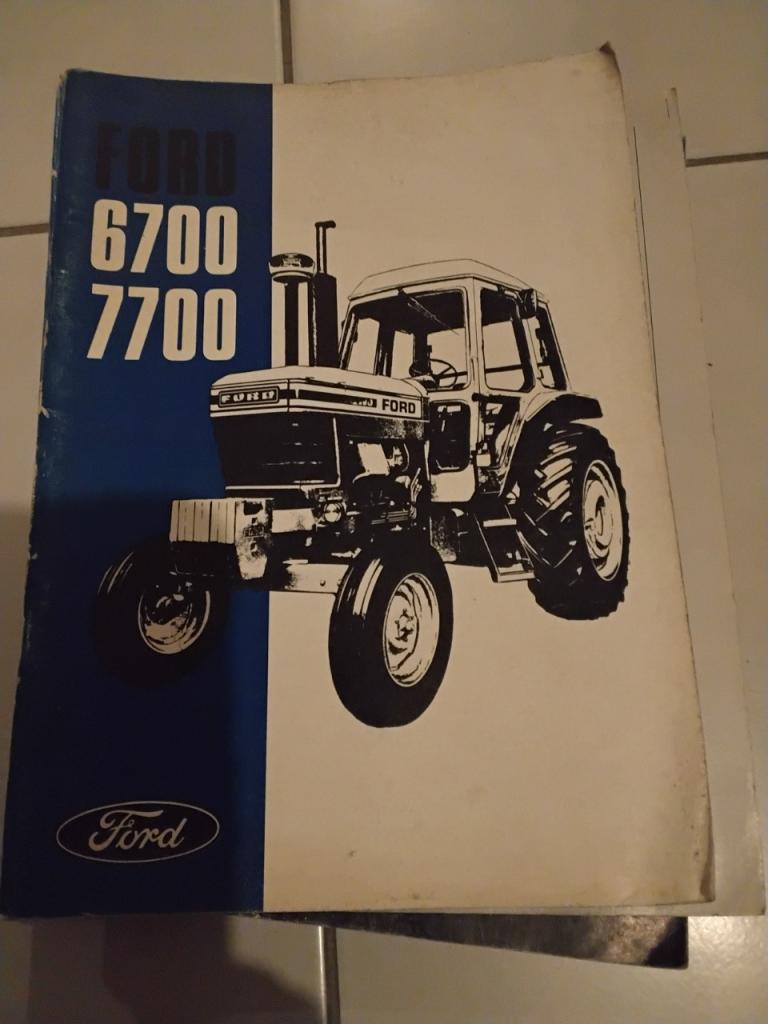 Revue tracteur ford LesAnciennes.com