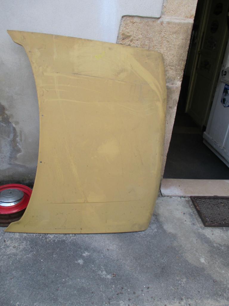 Capot PEUGEOT 205 LesAnciennes.com