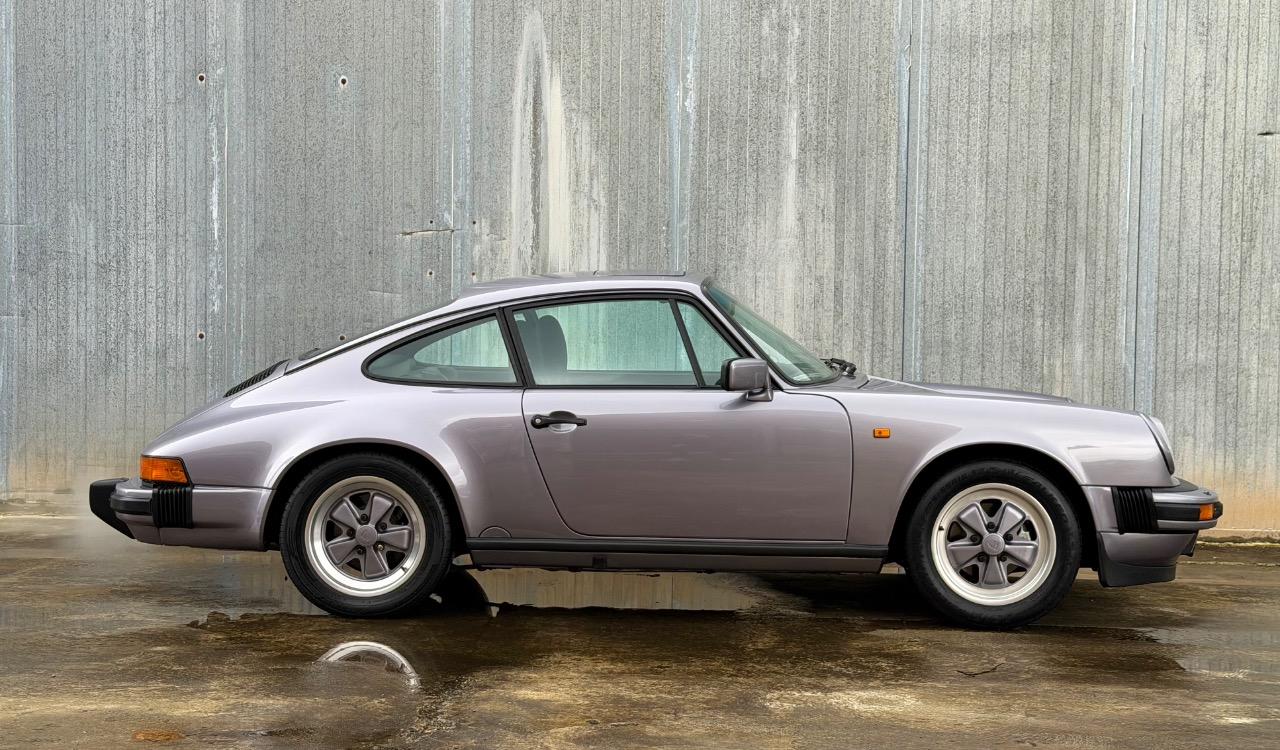 PORSCHE 911 Carrera 3.2 G50 - 1987 LesAnciennes.com