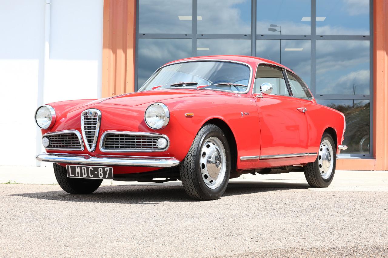 ALFA ROMEO 1600 Sprint - 1963 LesAnciennes.com