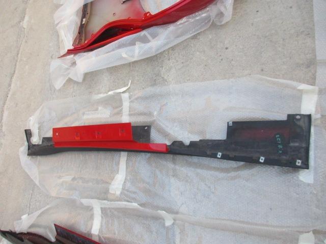 Couvre seuil droit Ferrari F12 Berlinetta LesAnciennes.com