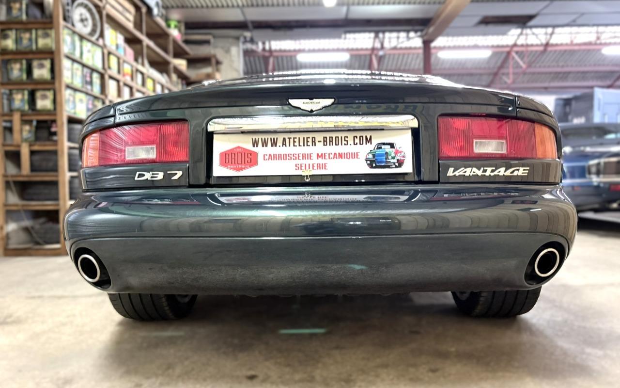 2001 Aston Martin DB7 Vantage, foto 4