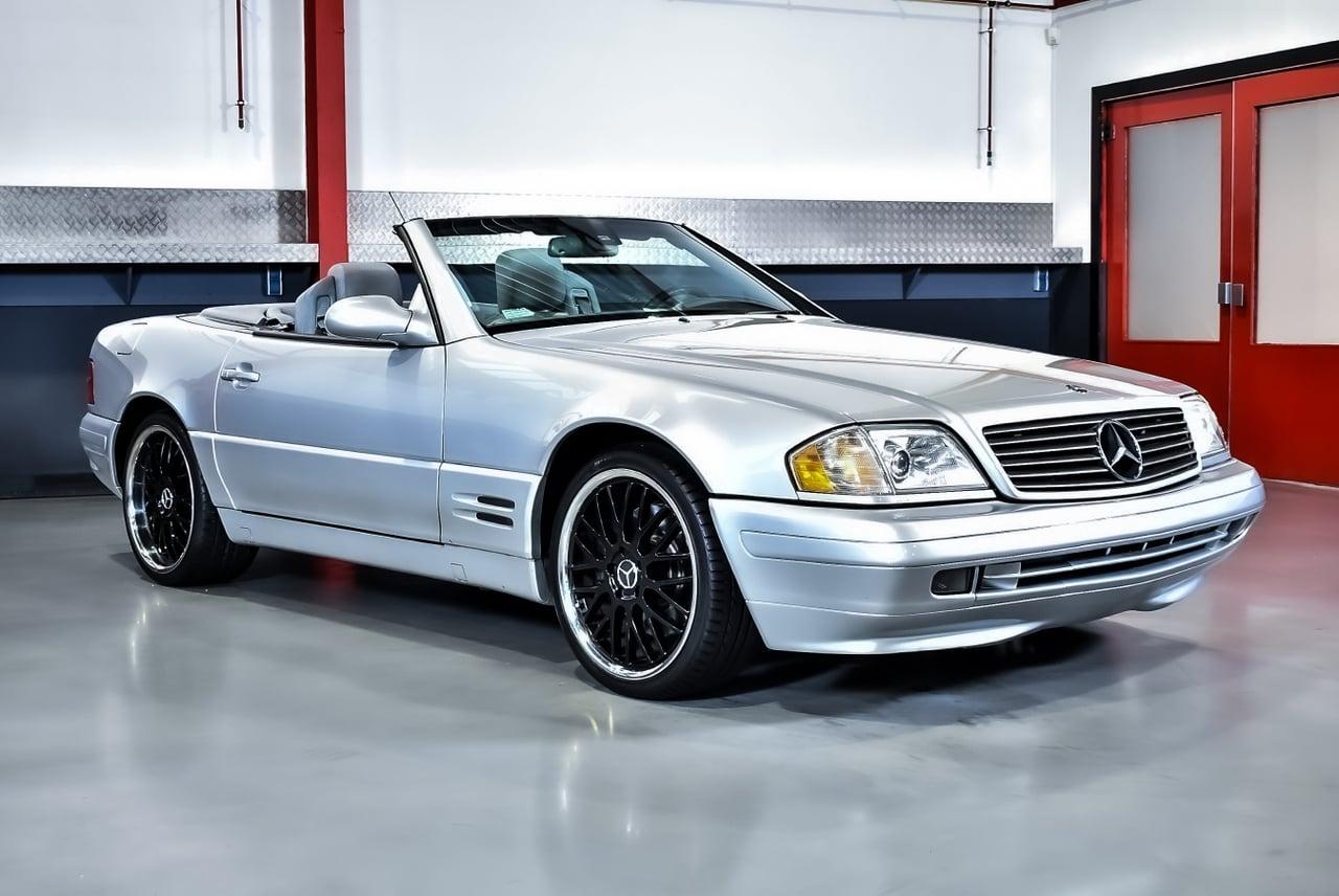 1999 Mercedes-Benz R129 SL500 Convertible 5,0L V8 LesAnciennes.com