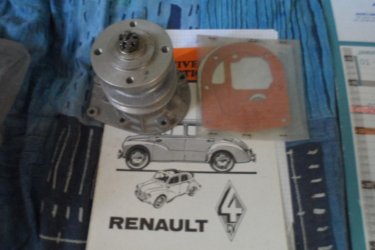 Pompe à eau RENAULT 4CV LesAnciennes.com