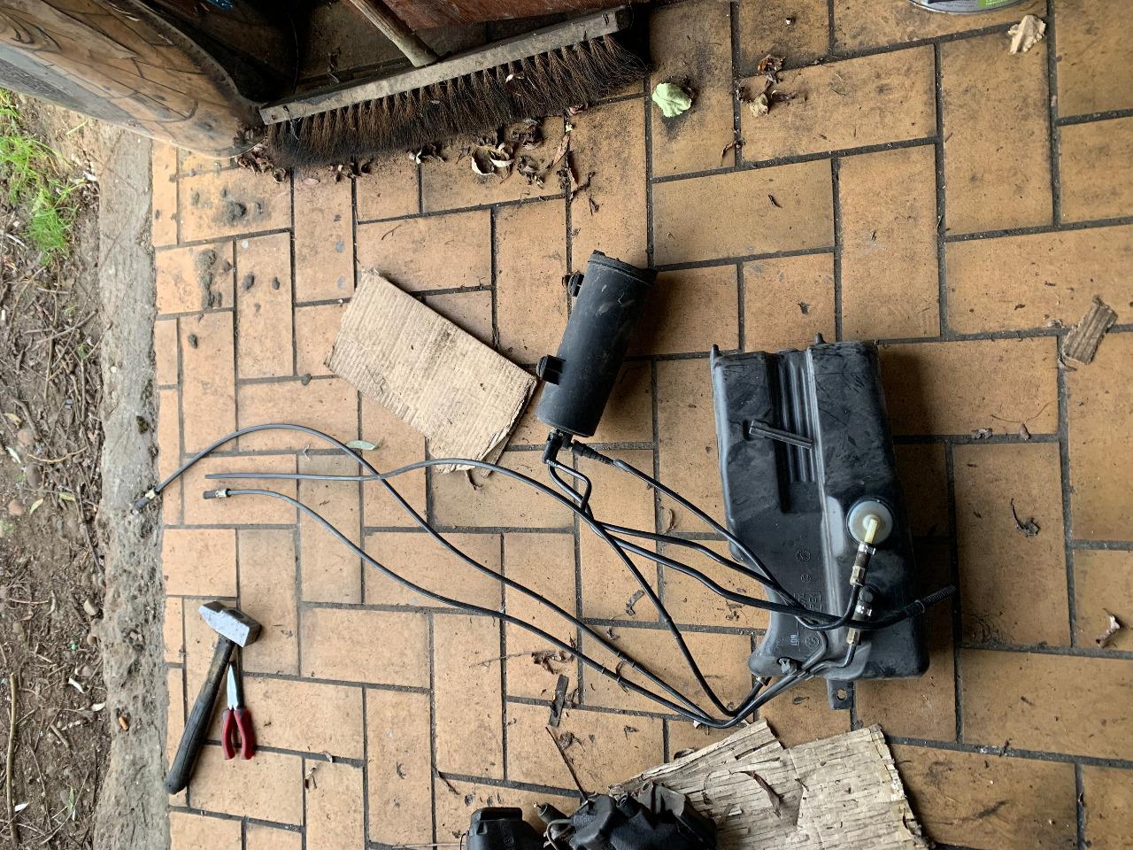 FILTRE à charbon BMW E 38/39 divers pièces LesAnciennes.com