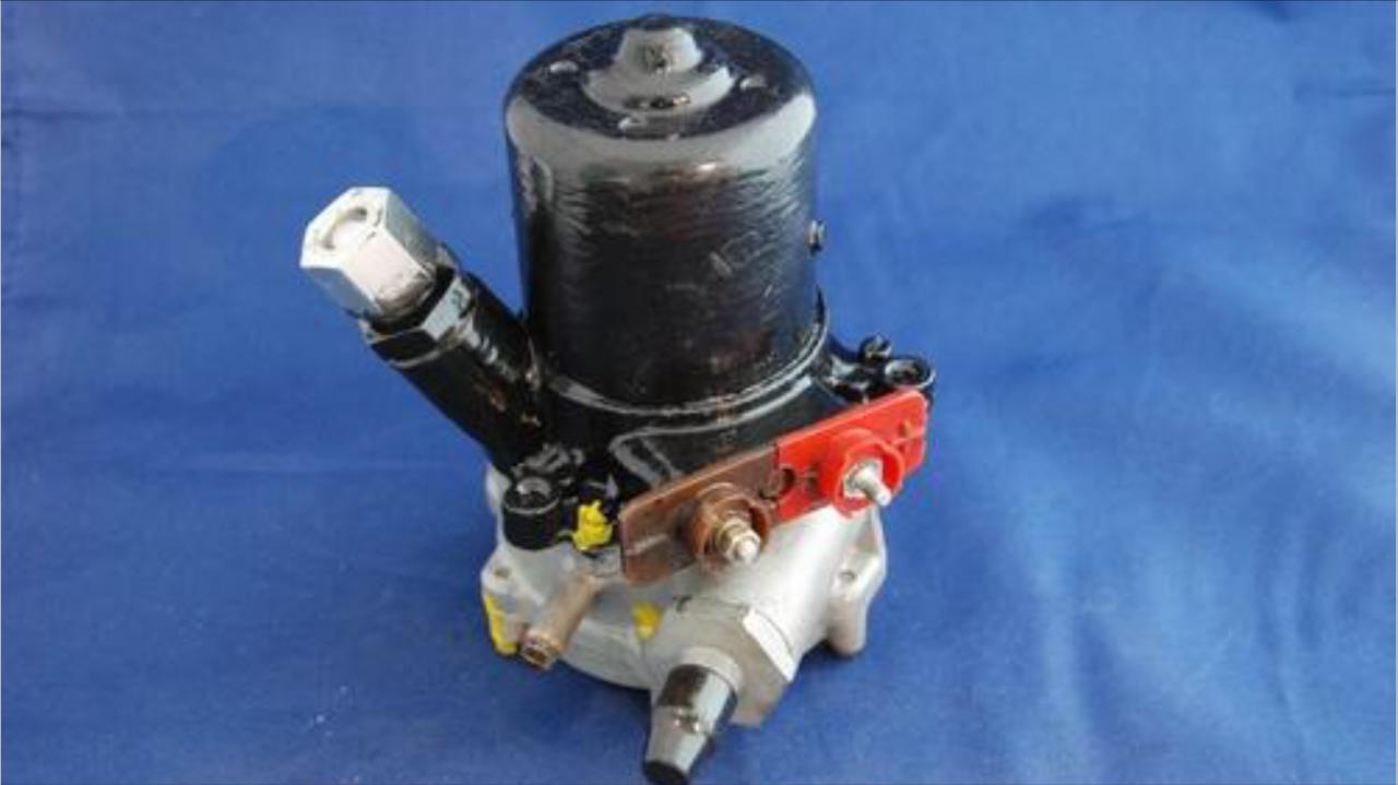 Pompe à essence MERCEDES 230 SL Pagode W113 LesAnciennes.com