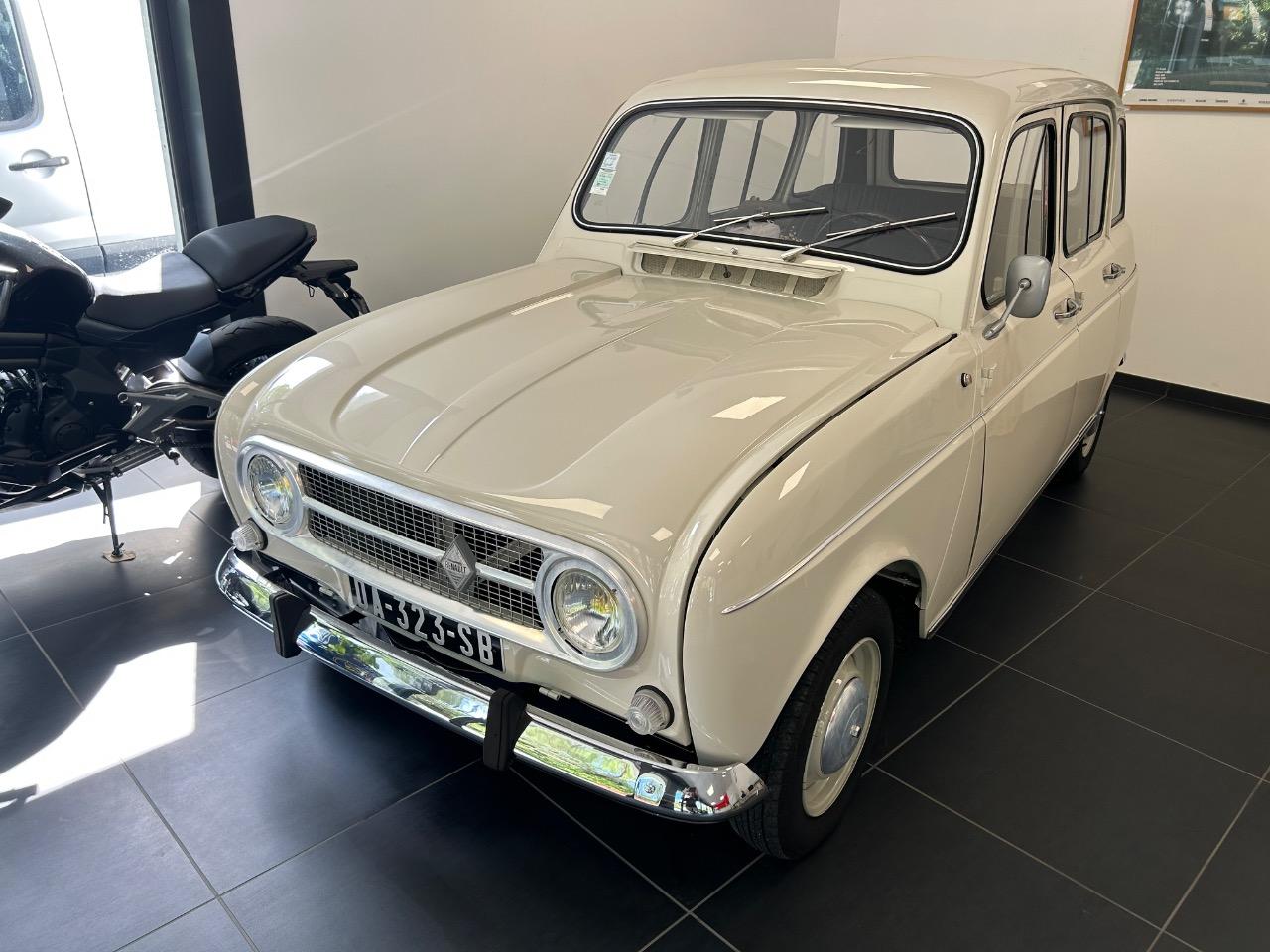 RENAULT 4 (R4) - 1968 LesAnciennes.com