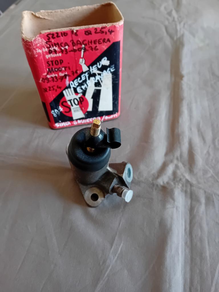 Récepteur SIMCA 1100 TI LesAnciennes.com