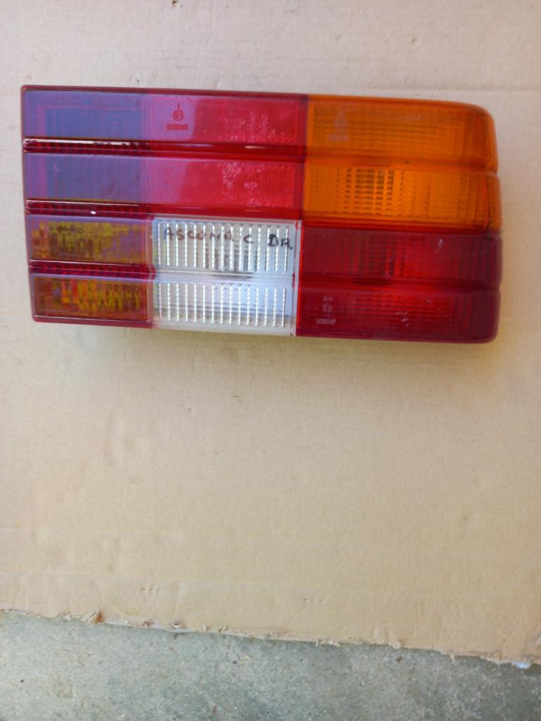 Feu ARD OPEL Ascona LesAnciennes.com