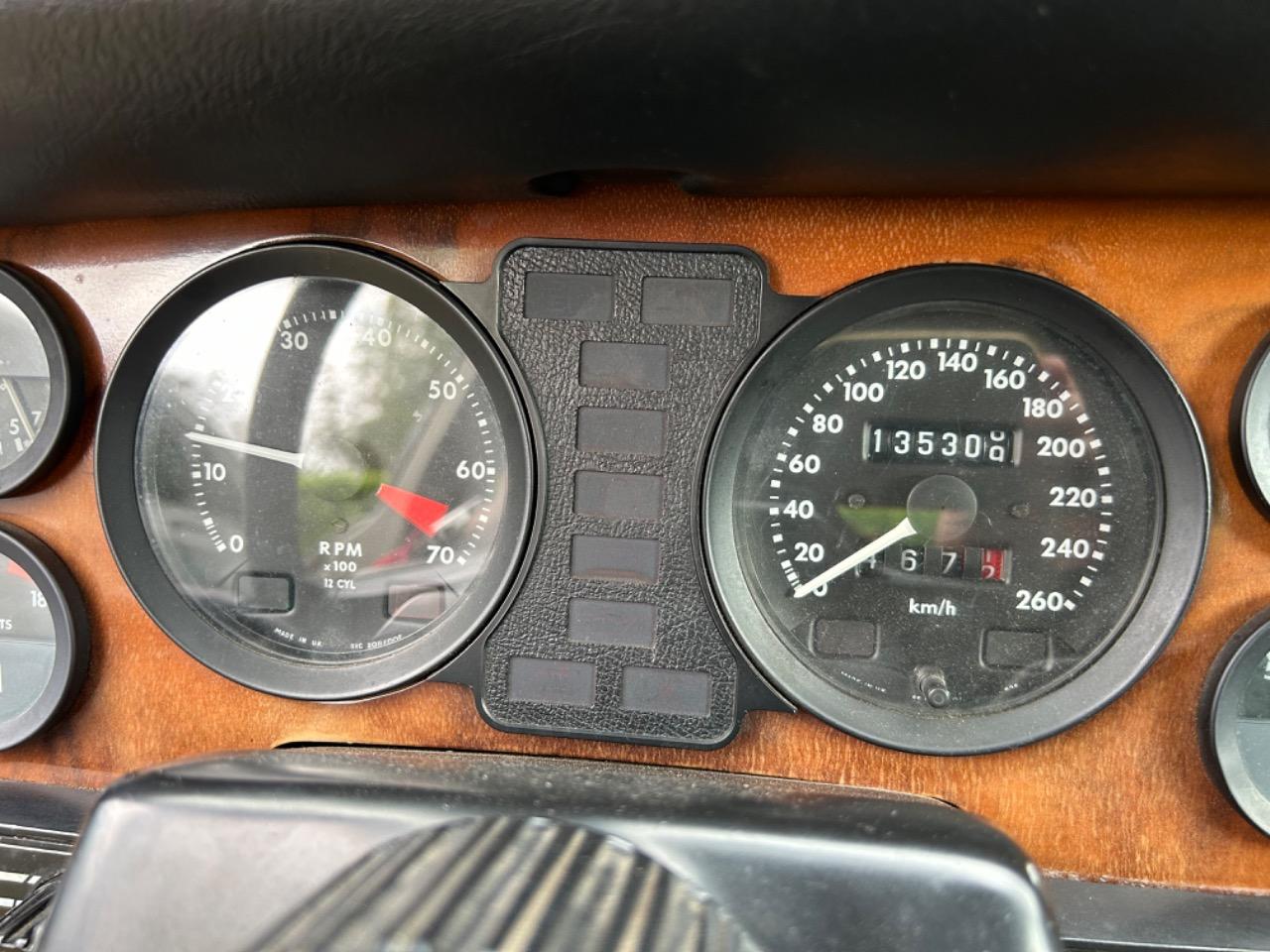 Revêtement tableau de bord Jaguar XJ12 Soverign LesAnciennes.com