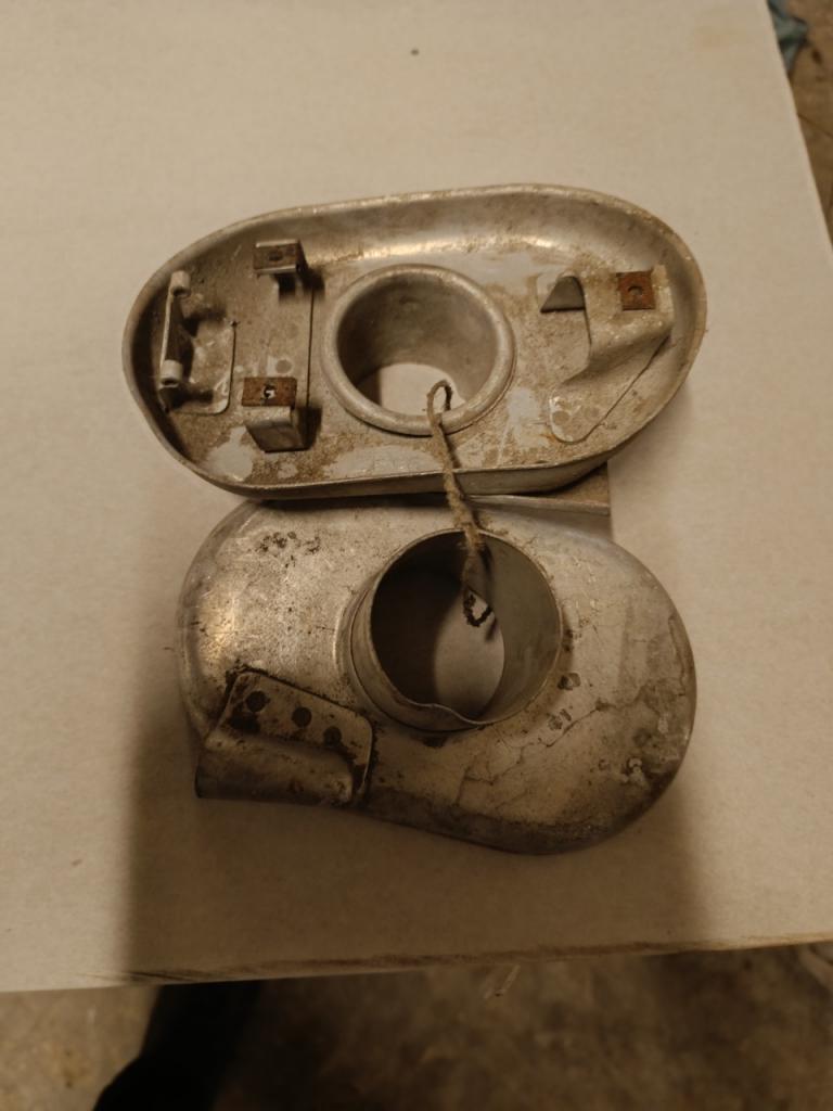 Goulotte reservoir LesAnciennes.com