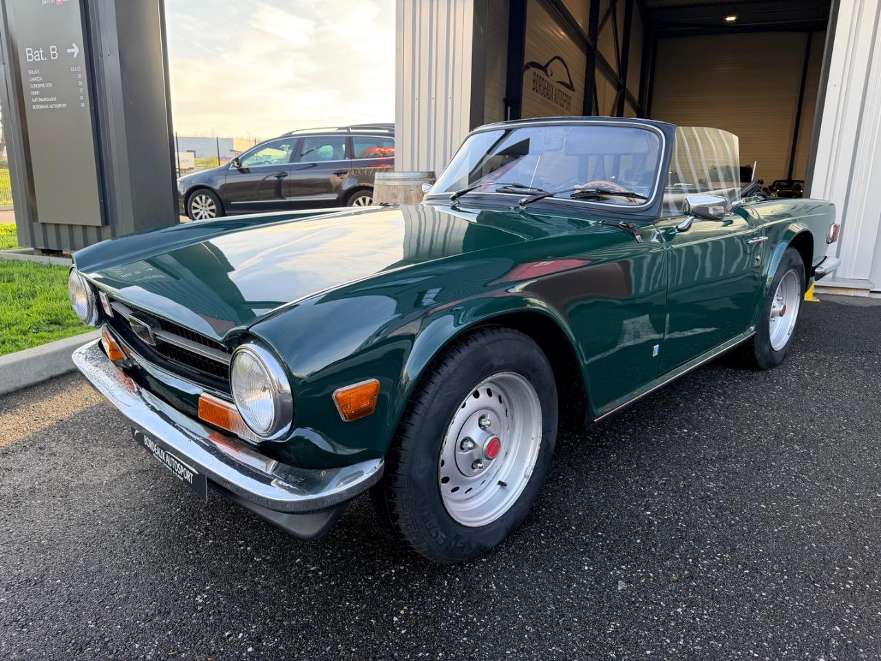 TRIUMPH TR6 - 1970 LesAnciennes.com