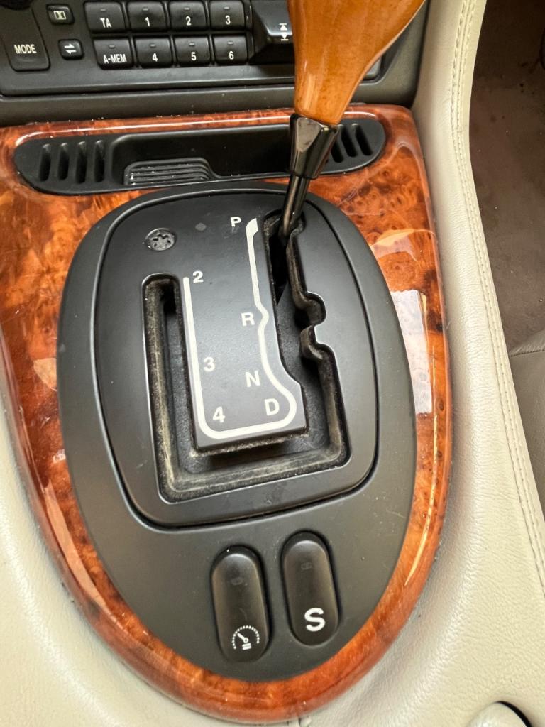 1998 JAGUAR XK8, foto 12