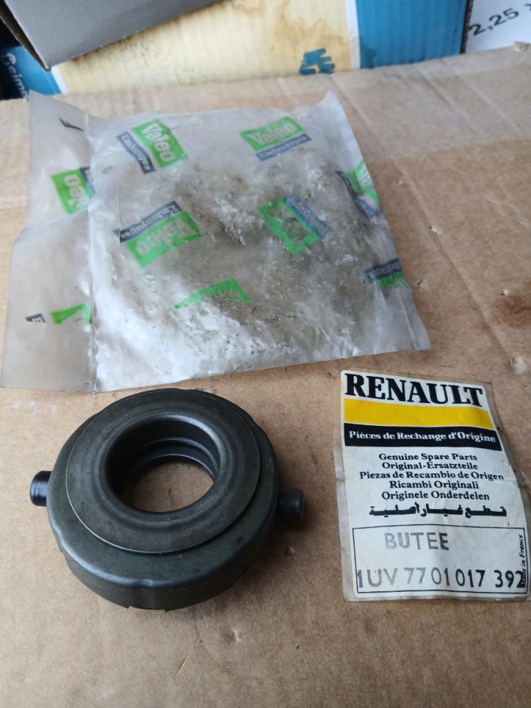 Butée RENAULT 8 (R8) LesAnciennes.com