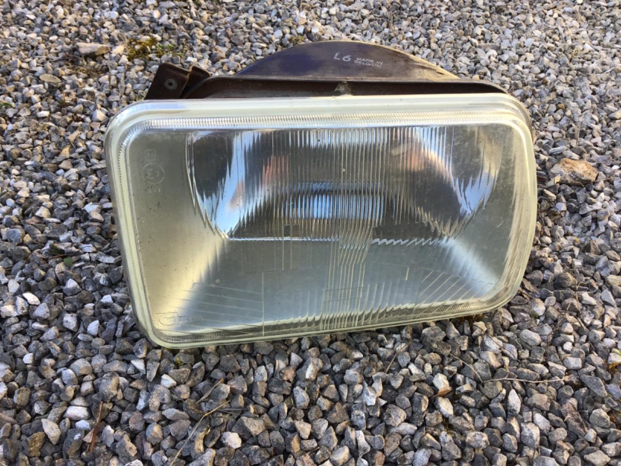 Phare RENAULT 14 (R14) LesAnciennes.com