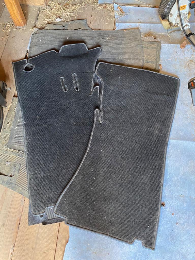 Pour ALFA ROMEO Spider jeu de tapis moquette LesAnciennes.com