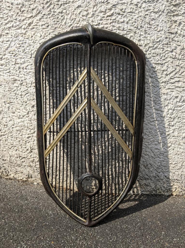 Calandre pour CITROEN Traction Avant 11 BL LesAnciennes.com