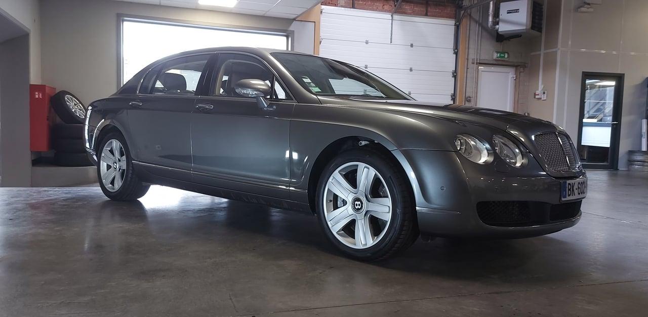 2007 Bentley Flying Spur LesAnciennes.com