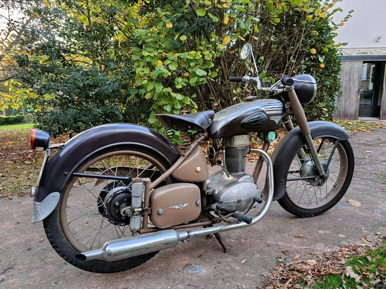 MOTOBECANE Z2C 175 - 1955 LesAnciennes.com