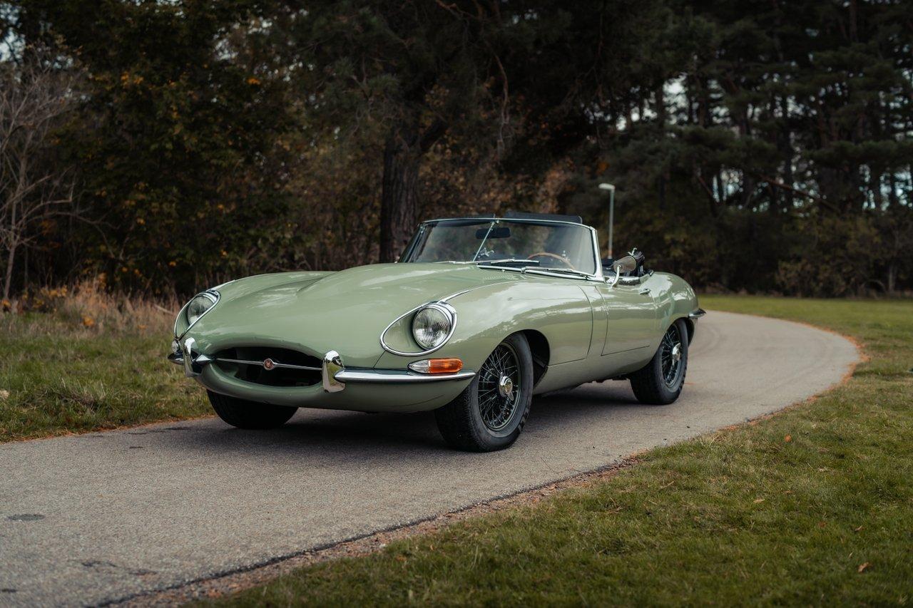 1968 Jaguar E-Type Series 1.5 4.2-Litre Roadster LesAnciennes.com