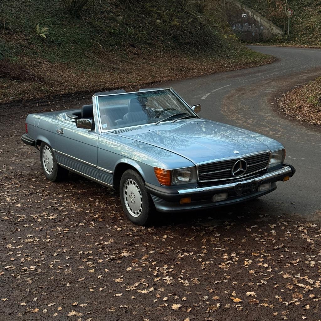 MERCEDES 560 SL - 1987 LesAnciennes.com