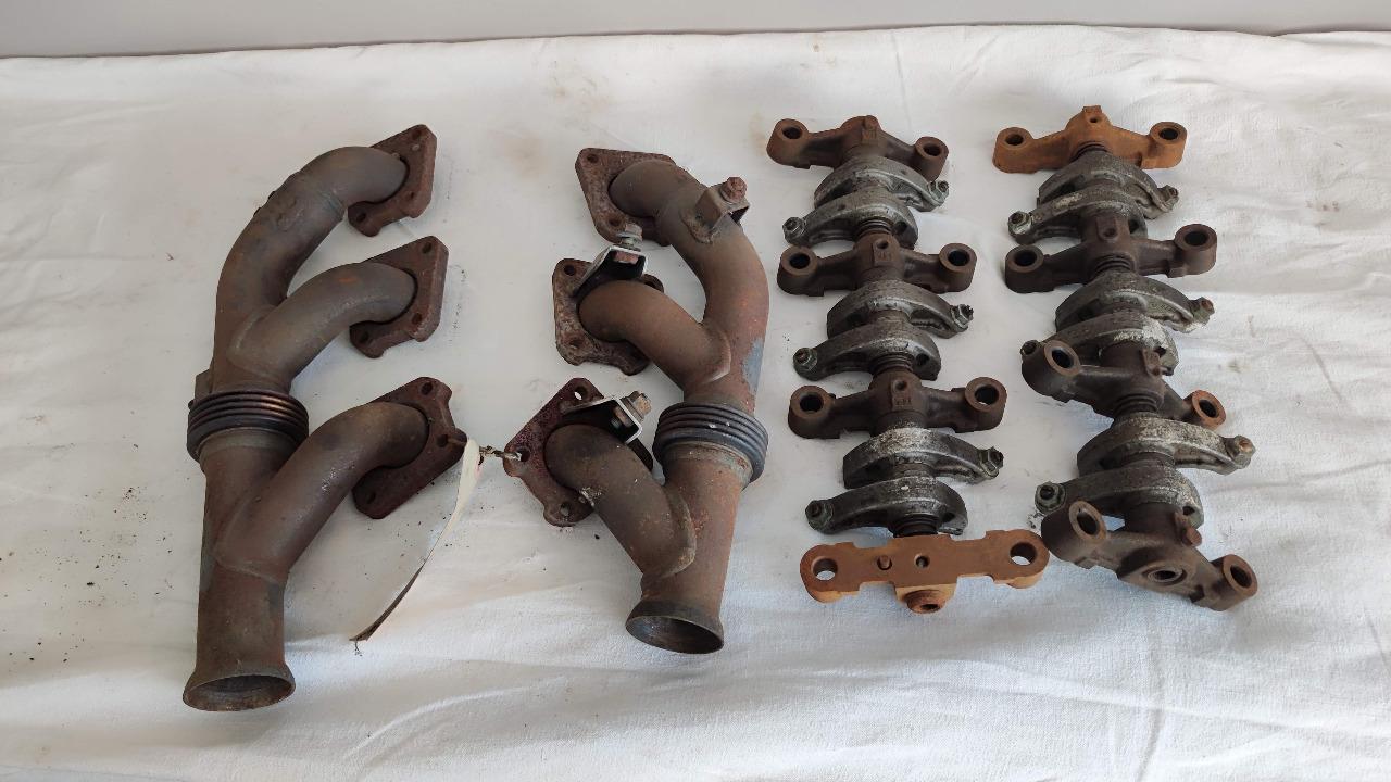 Collecteurs et culbuteurs Renault R25 Turbo 205 CV LesAnciennes.com