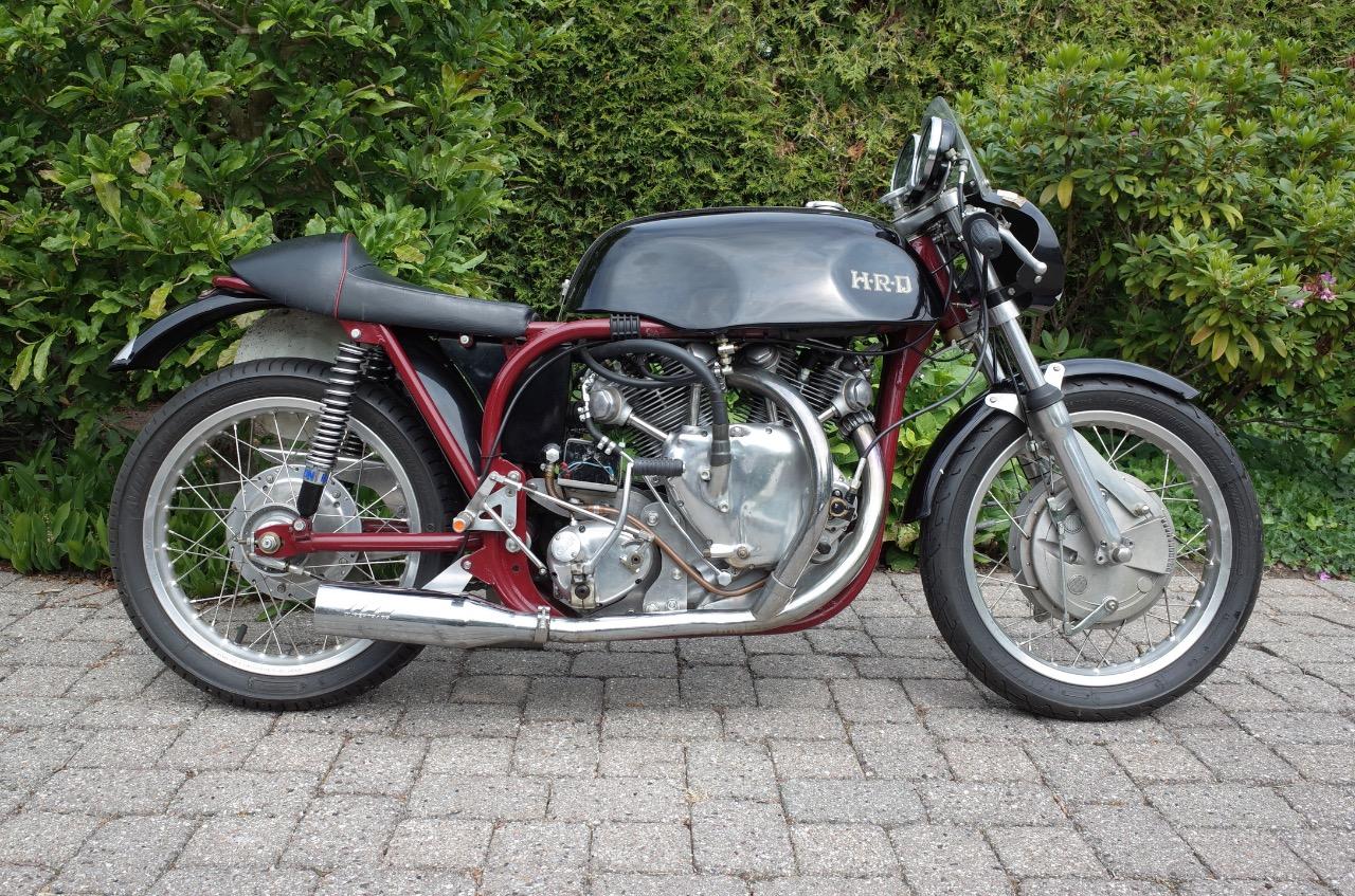 VINCENT Norvin Vincent HRD Series B - 1955 LesAnciennes.com