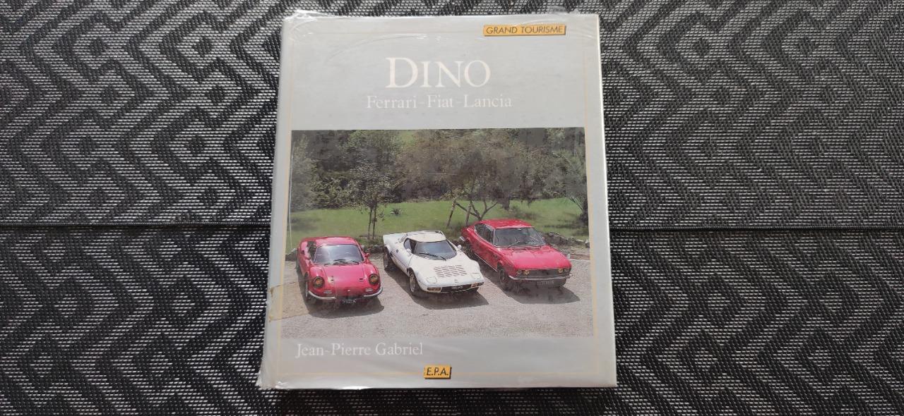 Livre DINO FERRARI FIAT LANCIA LesAnciennes.com