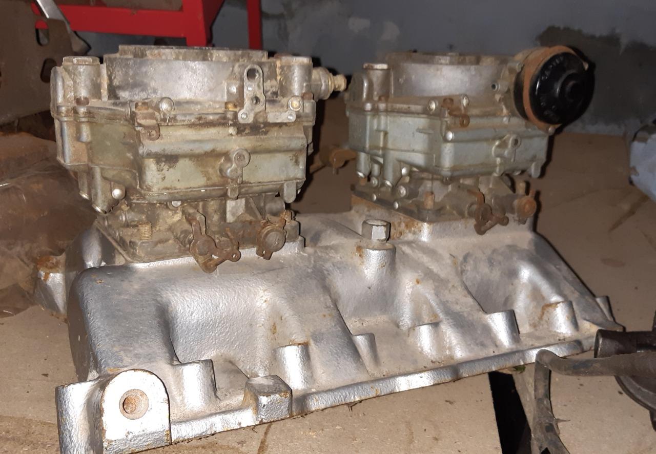 Pipe admission CHRYSLER 300 Hemi LesAnciennes.com