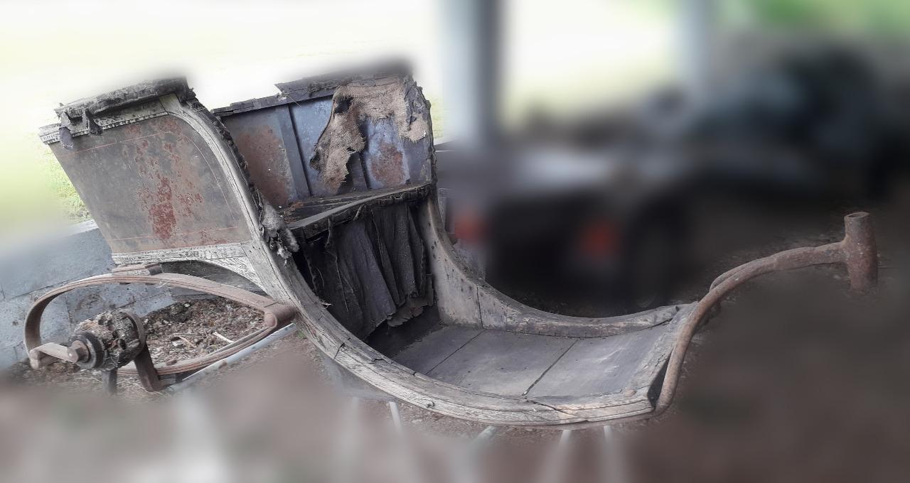 Epave tricycle LesAnciennes.com