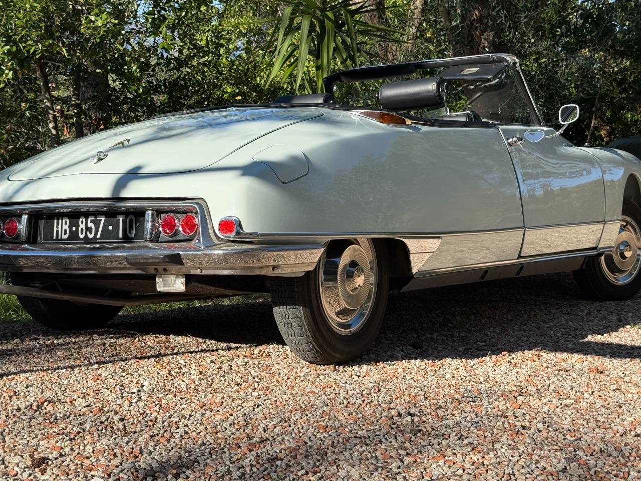 CITROEN DS ds19 - 1965 LesAnciennes.com
