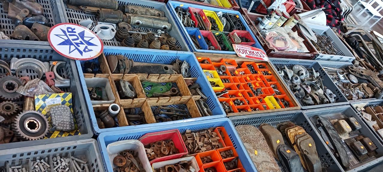 Pièces CITROEN Traction LesAnciennes.com